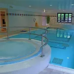 The Parkavon Hotel Hotel