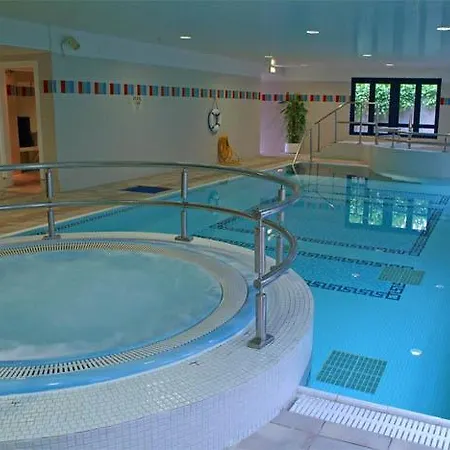 The Parkavon Hotel Hotel