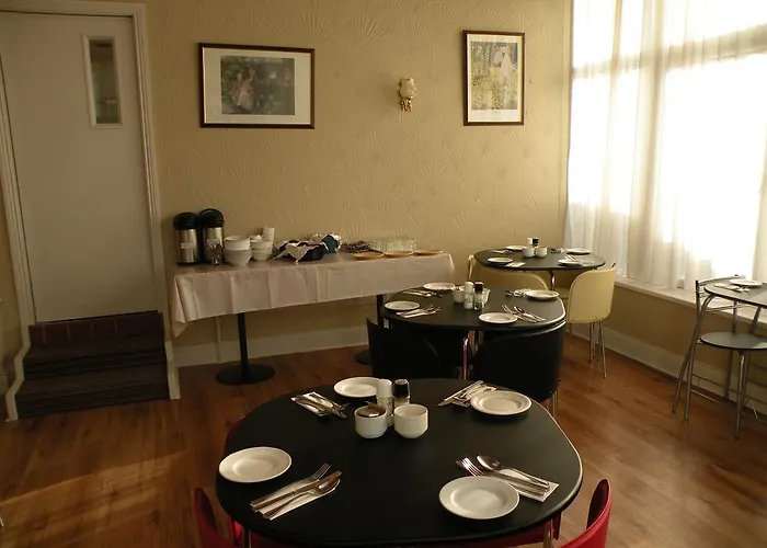 Otel Holiday Inn Killarney 3*