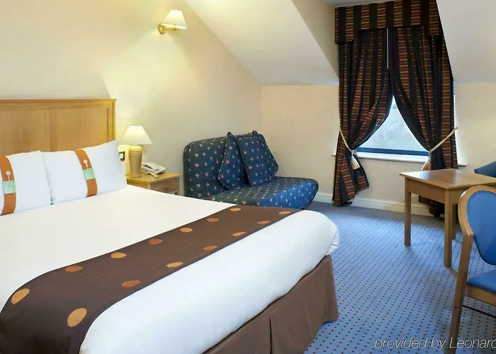 Holiday Inn Killarney 3*