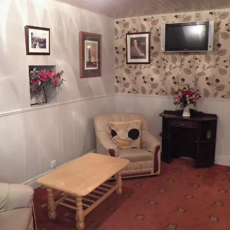 هوليداي إن كيلارني فندق كيلارني