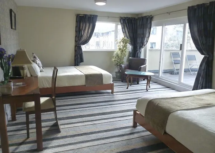 Holiday Inn Killarney Готель Кілларні